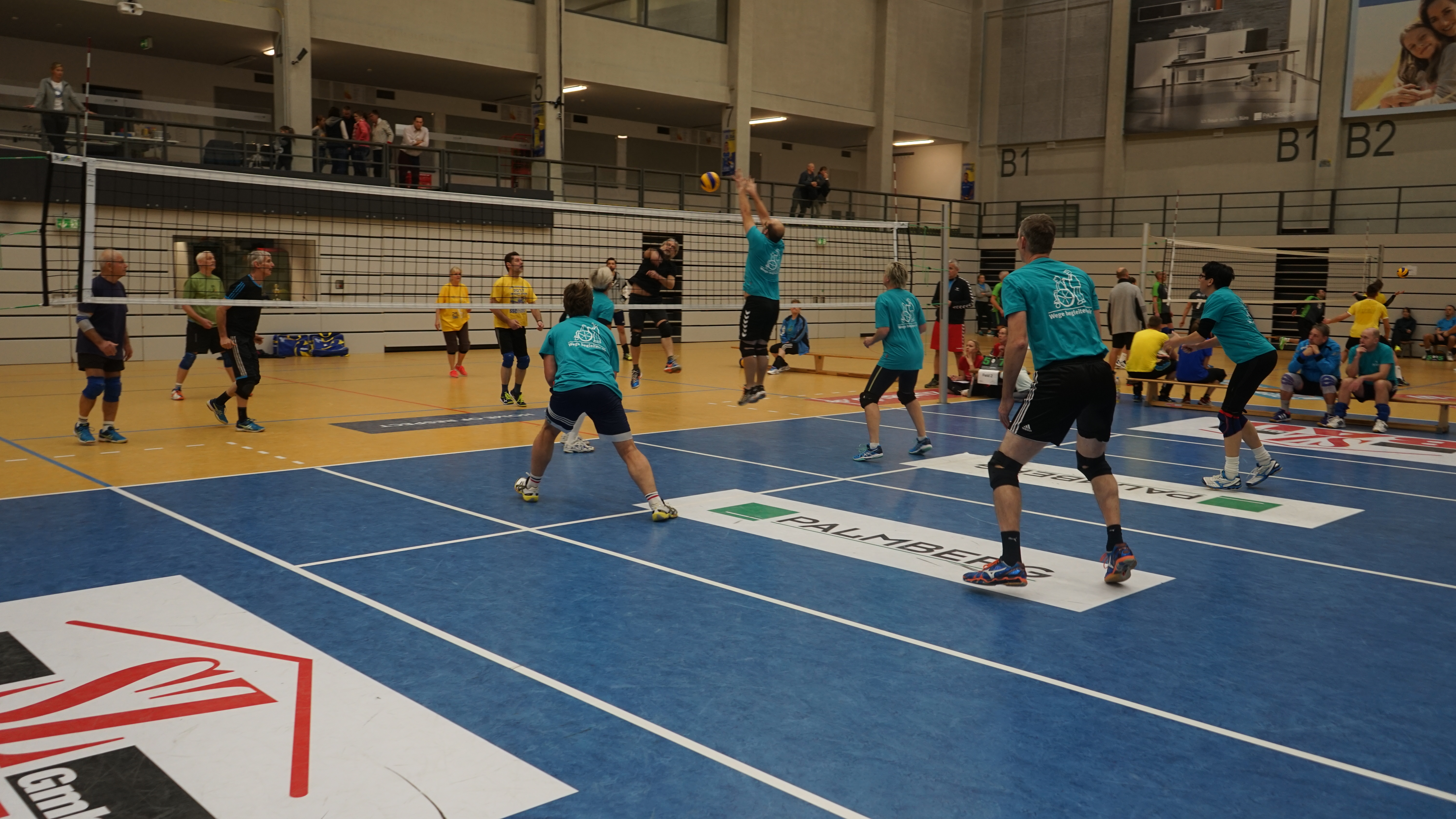 Schmettern für den guten Zweck - Schweriner Sportclub ...