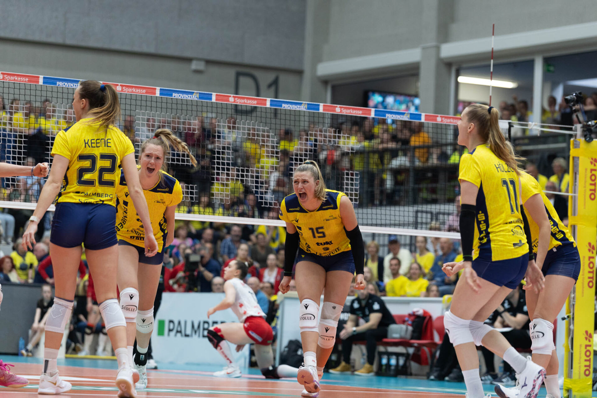 SSC Palmberg Schwerin feiert 13. Deutsche Meisterschaft